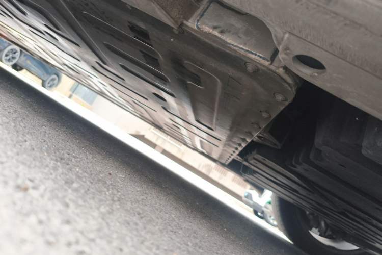Used Nio ET5T 2025 75 kWh Touring Chassis Rear Left