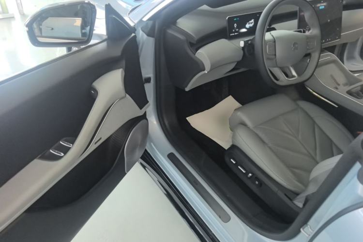 Used Nio ET5T 2025 75 kWh Touring Driver Seat