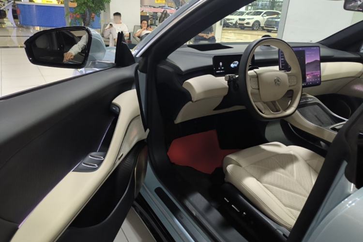 Used Nio ET5T 2025 75 kWh Touring Driver Seat