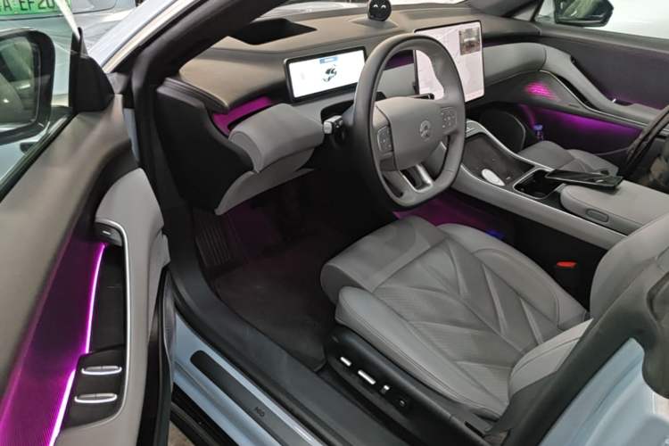 Used Nio ET5T 2025 75 kWh Touring Driver Seat