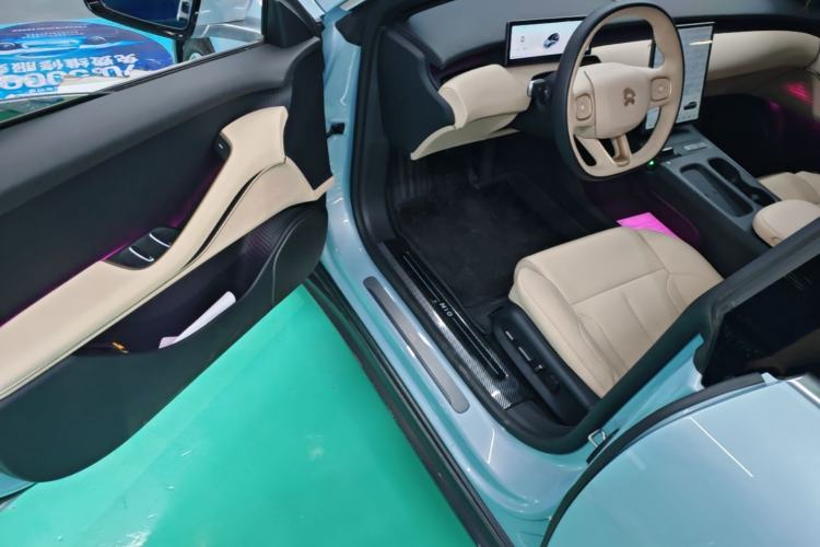 Used Nio ET5T 2025 75 kWh Touring Driver Seat
