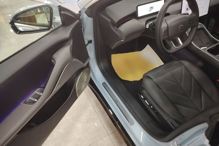 Used Nio ET5T 2025 75 kWh Touring Driver Seat