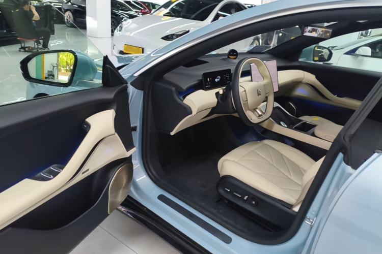 Used Nio ET5T 2025 75 kWh Touring Driver Seat