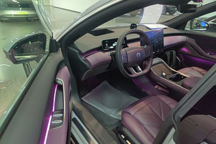Used Nio ET5T 2025 75 kWh Touring Driver Seat