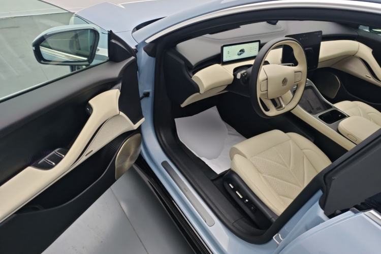 Used Nio ET5T 2025 75 kWh Touring Driver Seat