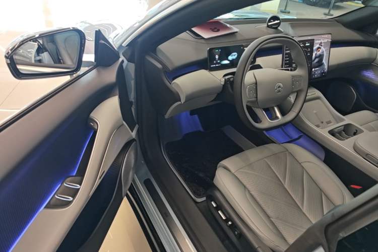 Used Nio ET5T 2025 75 kWh Touring Driver Seat