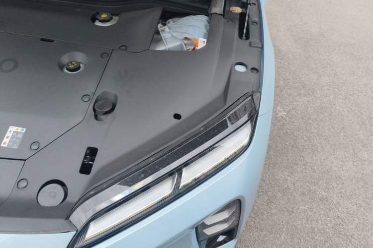 Used Nio ET5T 2025 75 kWh Touring Engine Bay Left