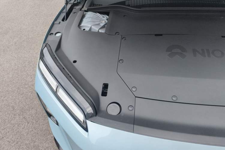 Used Nio ET5T 2025 75 kWh Touring Engine Bay Right
