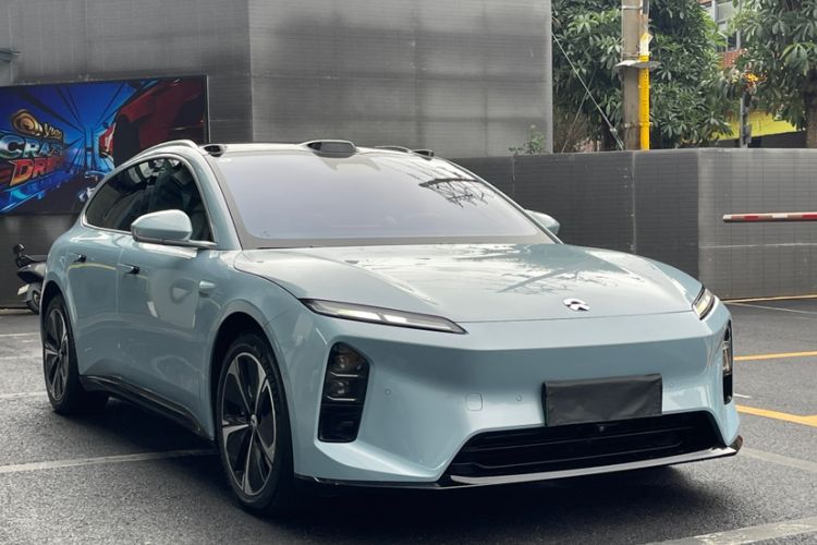 Used Nio ET5T 2025 75 kWh Touring Exterior 1