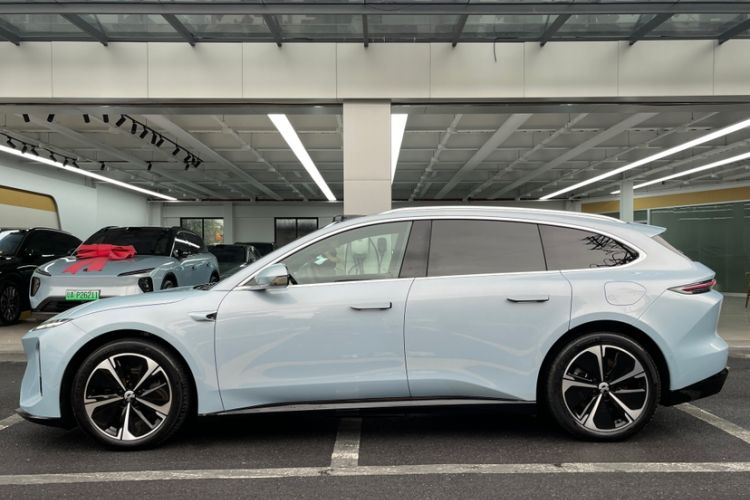 Used Nio ET5T 2025 75 kWh Touring Exterior 10