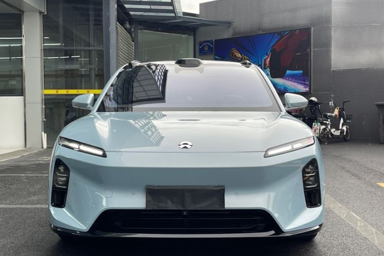 Used Nio ET5T 2025 75 kWh Touring Exterior 11