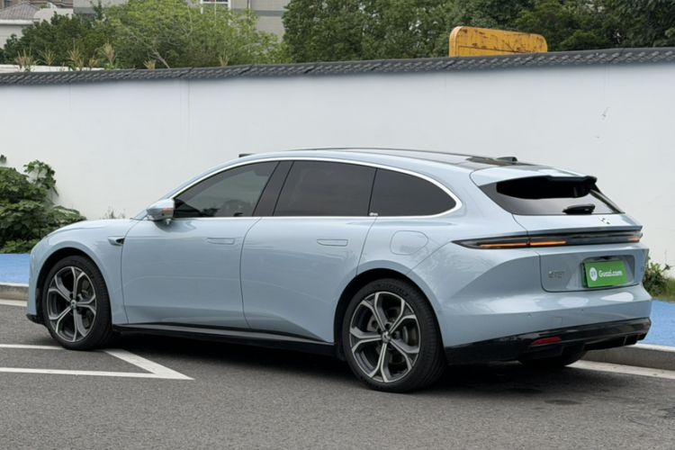 Used Nio ET5T 2025 75 kWh Touring Exterior 2