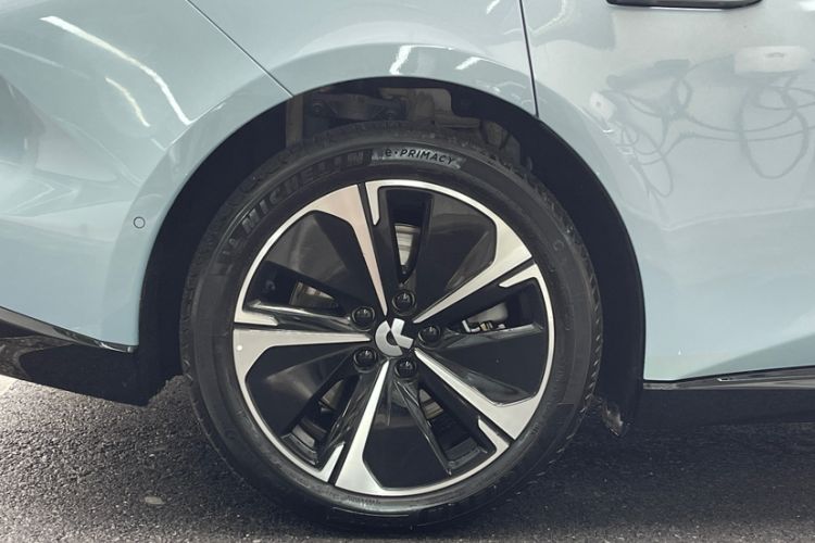 Used Nio ET5T 2025 75 kWh Touring Exterior 2