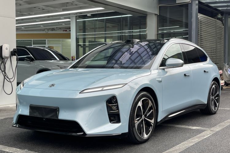 Used Nio ET5T 2025 75 kWh Touring Exterior 4