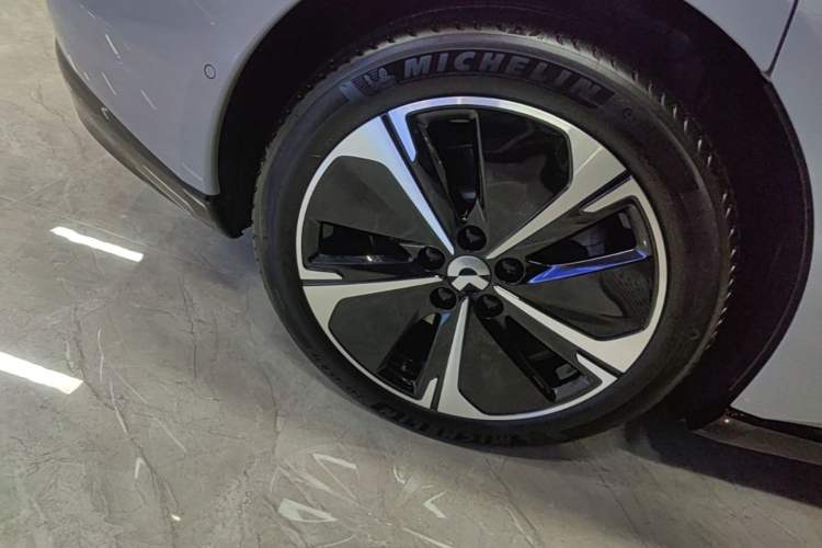 Used Nio ET5T 2025 75 kWh Touring Exterior 5