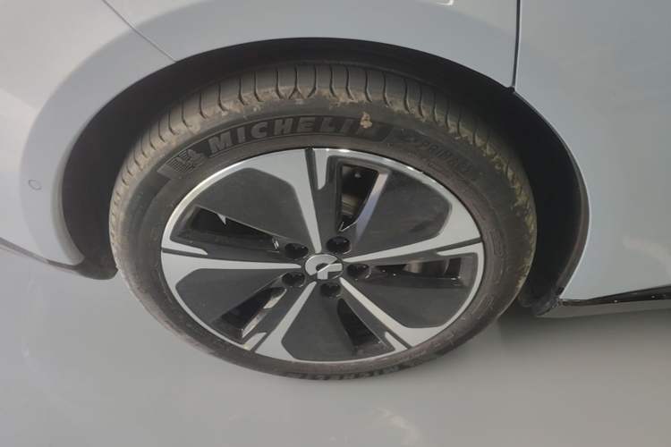 Used Nio ET5T 2025 75 kWh Touring Exterior 5