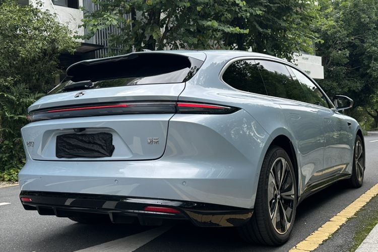 Used Nio ET5T 2025 75 kWh Touring Exterior 6