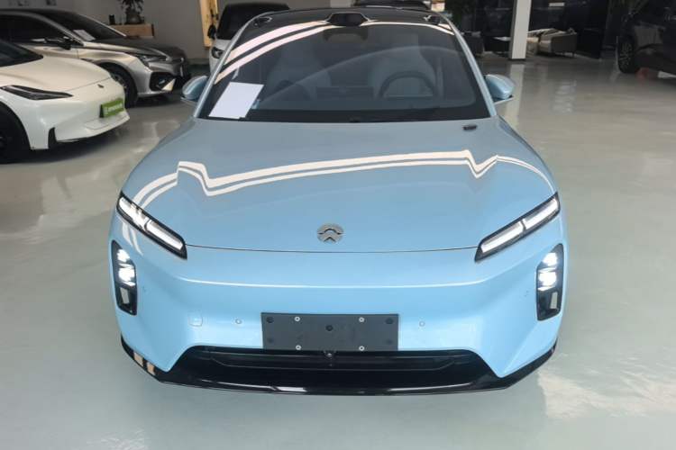 Used Nio ET5T 2025 75 kWh Touring Front