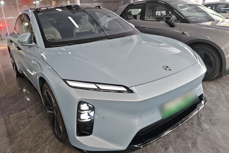 Used Nio ET5T 2025 75 kWh Touring Front Right 45 Deg