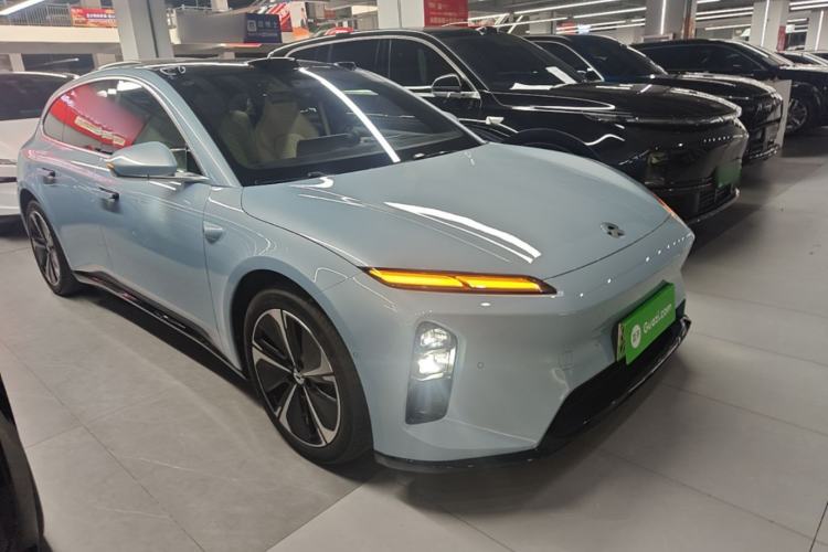Used Nio ET5T 2025 75 kWh Touring Front Right 45 Deg