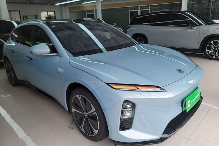 Used Nio ET5T 2025 75 kWh Touring Front Right 45 Deg