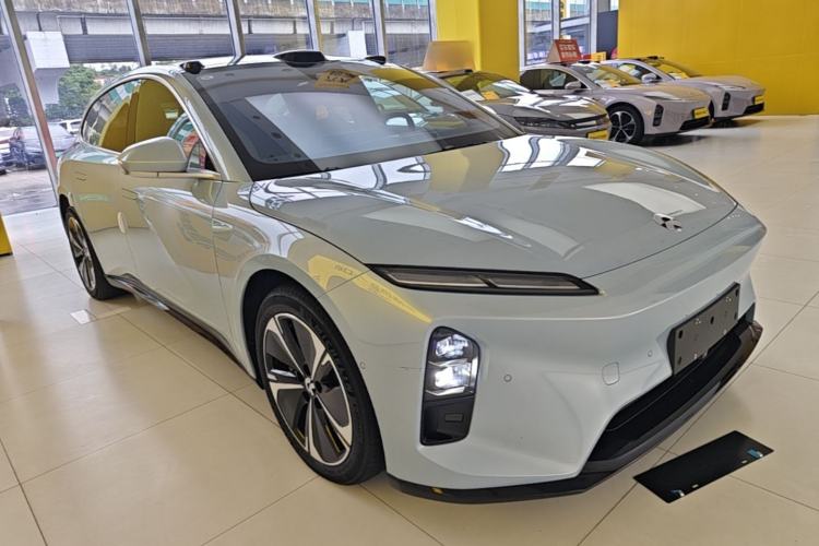 Used Nio ET5T 2025 75 kWh Touring Front Right 45 Deg