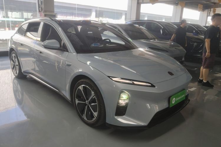 Used Nio ET5T 2025 75 kWh Touring Front Right 45 Deg