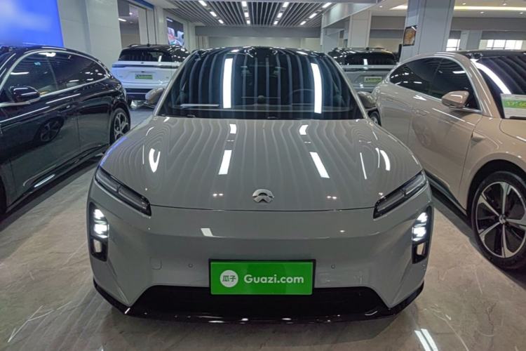 Used Nio ET5T 2025 75 kWh Touring Front
