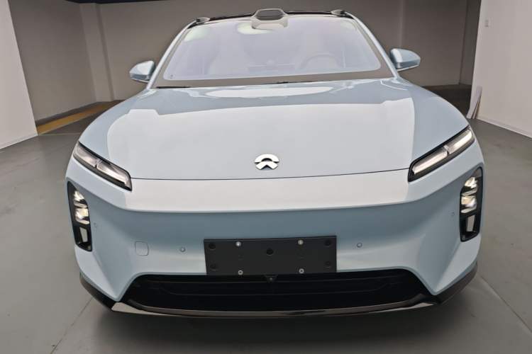 Used Nio ET5T 2025 75 kWh Touring Front
