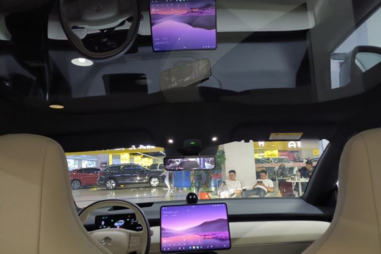 Used Nio ET5T 2025 75 kWh Touring Headliner
