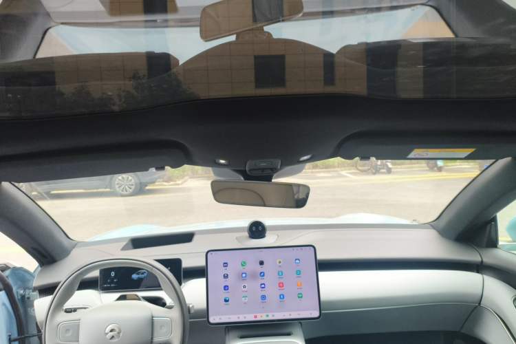 Used Nio ET5T 2025 75 kWh Touring Headliner