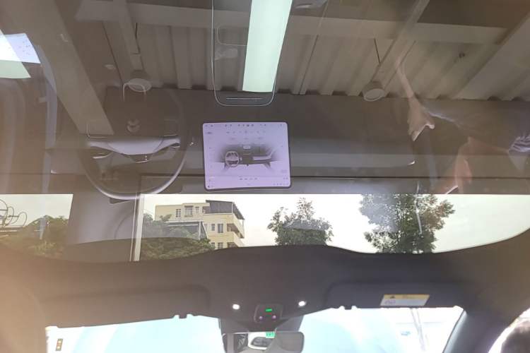 Used Nio ET5T 2025 75 kWh Touring Headliner