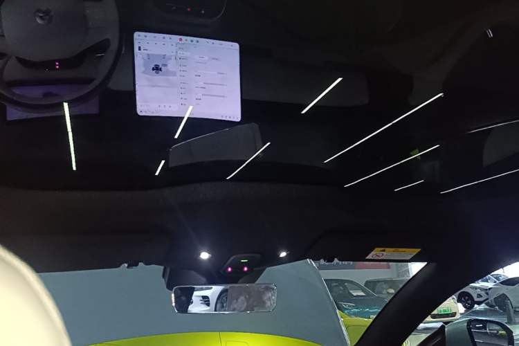 Used Nio ET5T 2025 75 kWh Touring Headliner