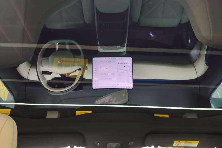Used Nio ET5T 2025 75 kWh Touring Headliner