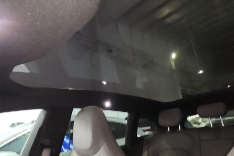 Used Nio ET5T 2025 75 kWh Touring Headliner