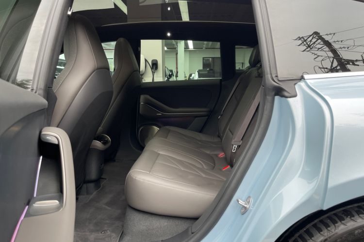 Used Nio ET5T 2025 75 kWh Touring Interior 1
