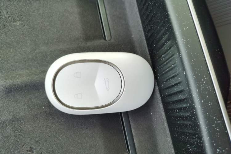 Used Nio ET5T 2025 75 kWh Touring Interior 1