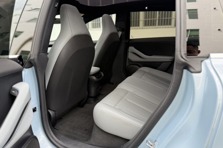 Used Nio ET5T 2025 75 kWh Touring Interior 1