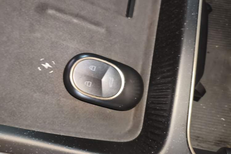 Used Nio ET5T 2025 75 kWh Touring Interior 1