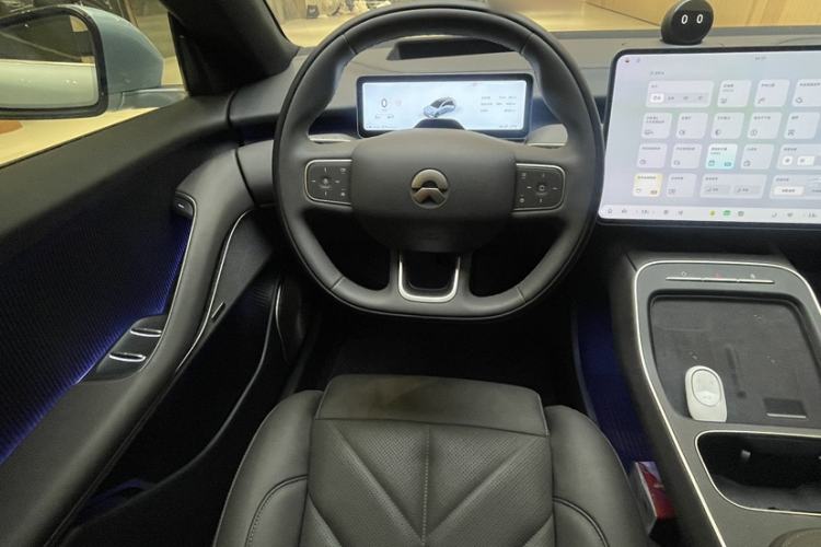 Used Nio ET5T 2025 75 kWh Touring Interior 11