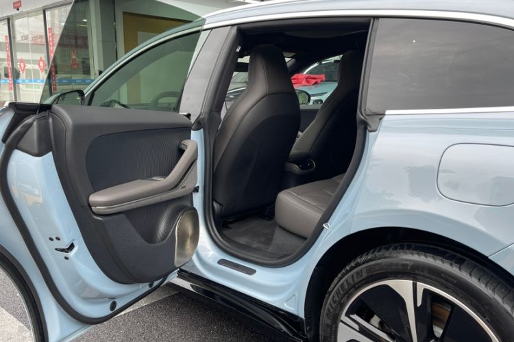 Used Nio ET5T 2025 75 kWh Touring Interior 7