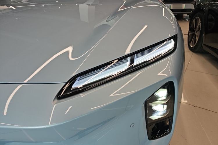 Used Nio ET5T 2025 75 kWh Touring Left Front Headlight