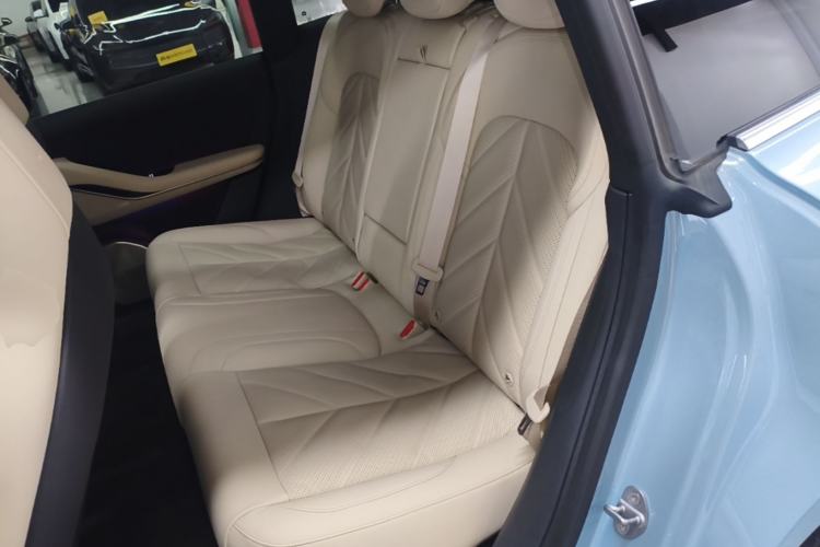 Used Nio ET5T 2025 75 kWh Touring Left Rear Seat