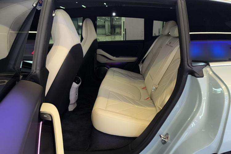 Used Nio ET5T 2025 75 kWh Touring Left Rear Seat
