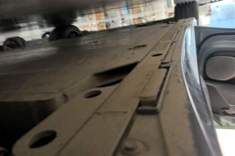 Used Nio ET5T 2025 75 kWh Touring Left Side Sill