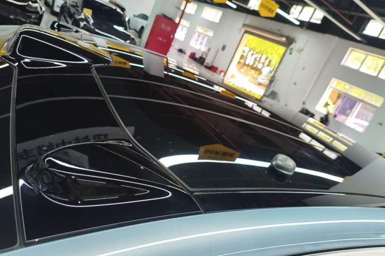 Used Nio ET5T 2025 75 kWh Touring Roof