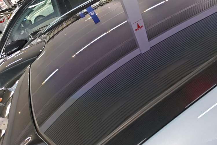 Used Nio ET5T 2025 75 kWh Touring Roof