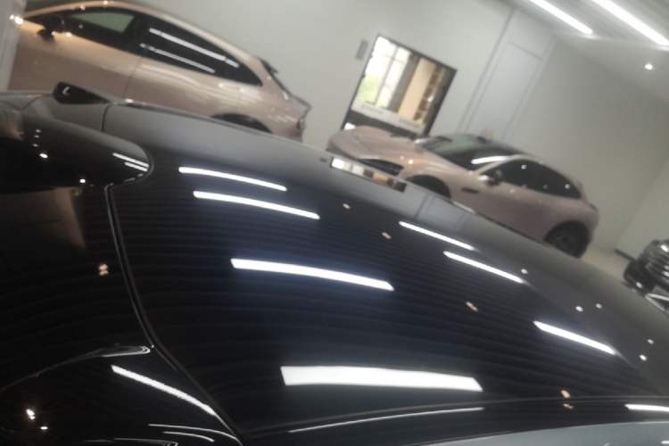 Used Nio ET5T 2025 75 kWh Touring Roof