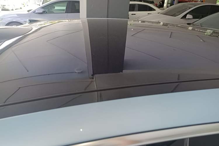 Used Nio ET5T 2025 75 kWh Touring Roof