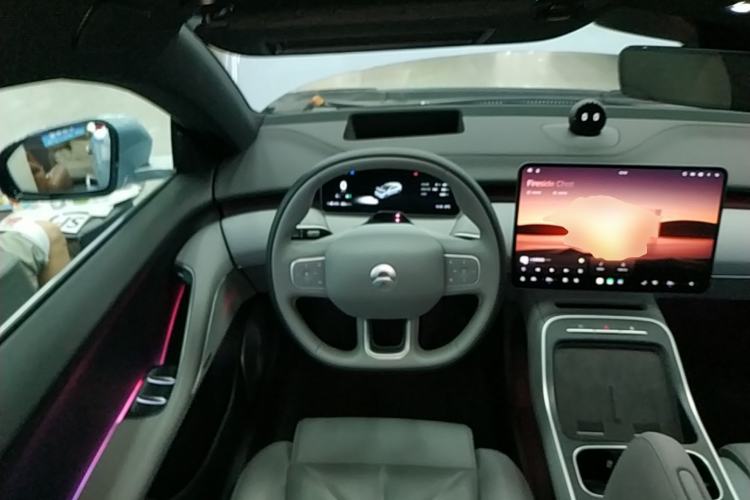Used Nio ET5T 2025 75 kWh Touring Steering Wheel